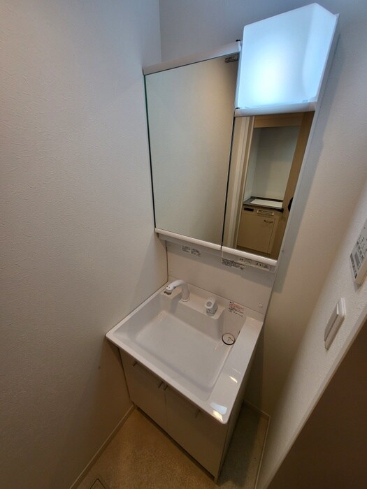 物件内観写真13　(洗面)