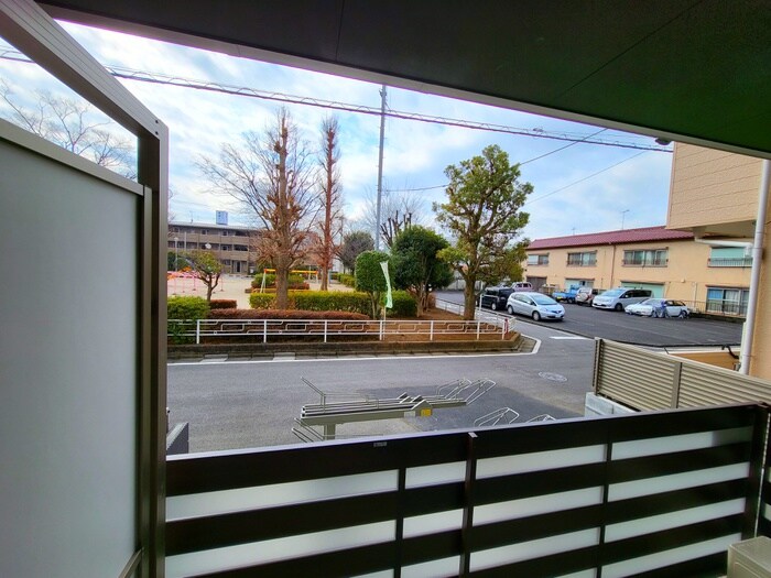 物件内観写真22　(室内からの展望)