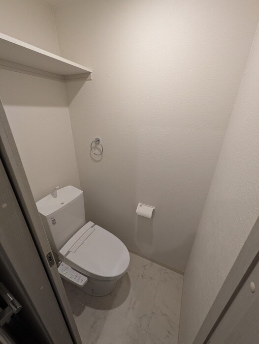 物件内観写真12　(トイレ)