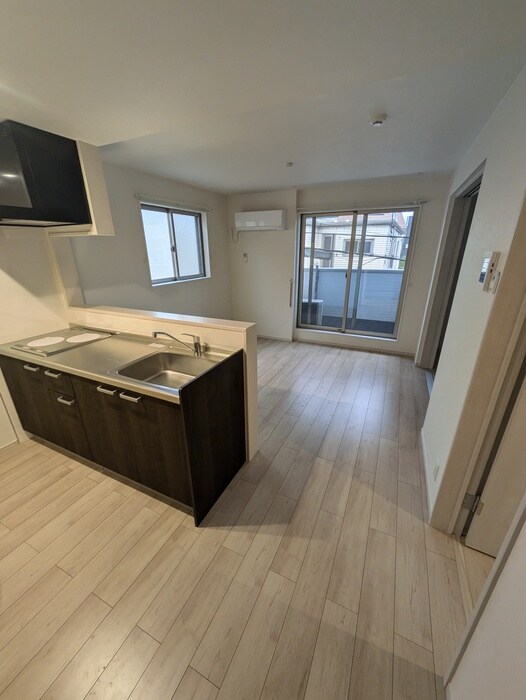 物件内観写真15　(室内からの展望)