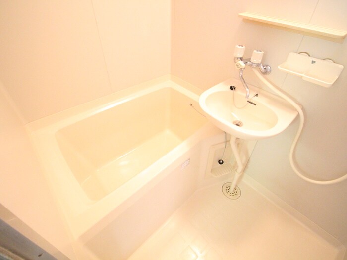 物件内観写真8　(バス／シャワールーム等)