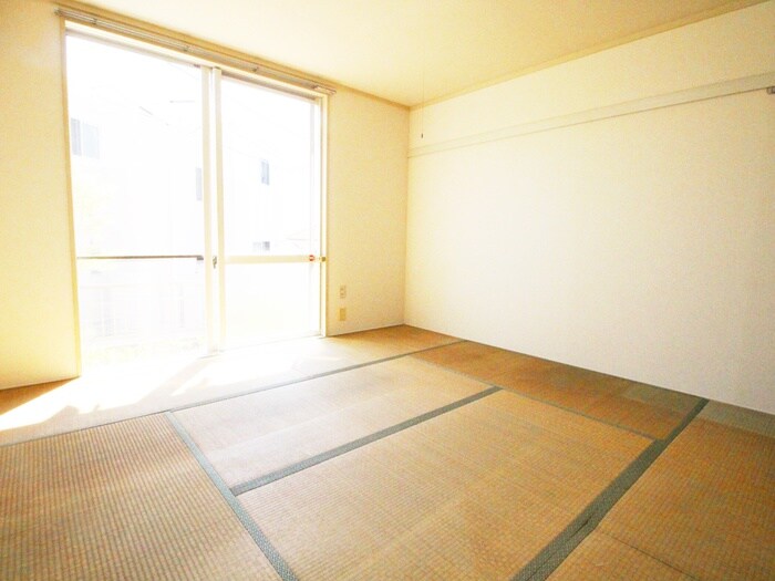 物件内観写真15　(居室)