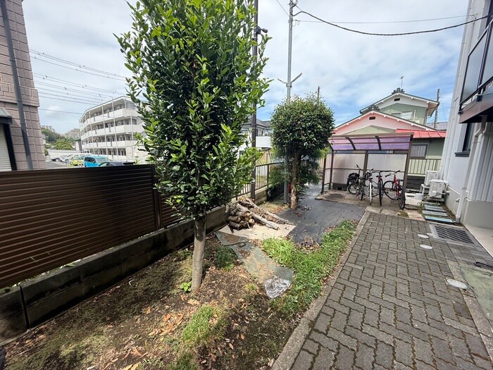 ＣＲＥＳＴ　ＳＨＩＭＡＺＡＫＩの外観写真