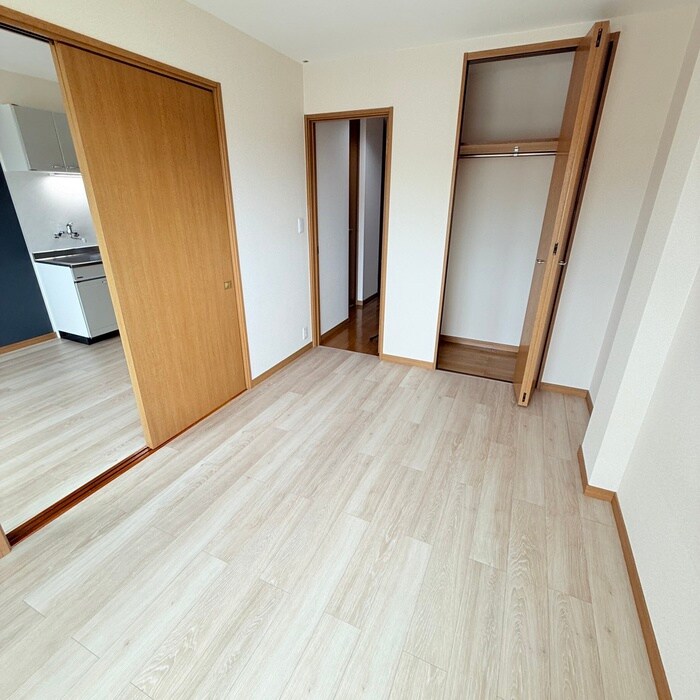 物件内観写真13　(居室)