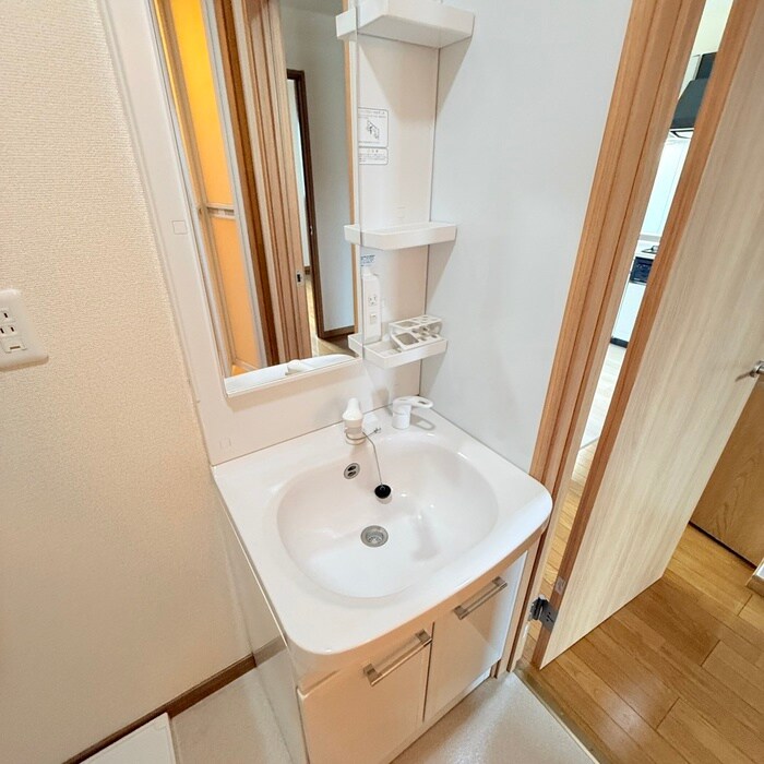 物件内観写真18　(洗面)