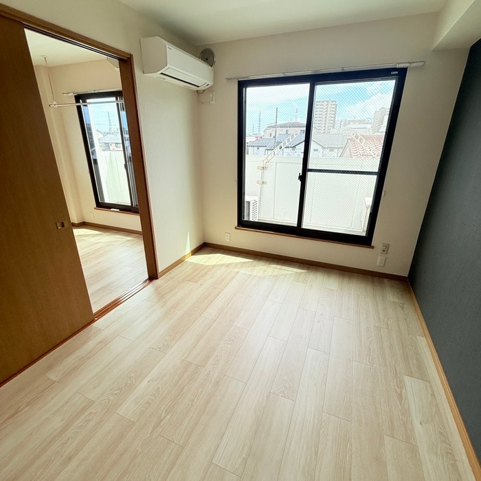 ＣＲＥＳＴ　ＳＨＩＭＡＺＡＫＩの居室