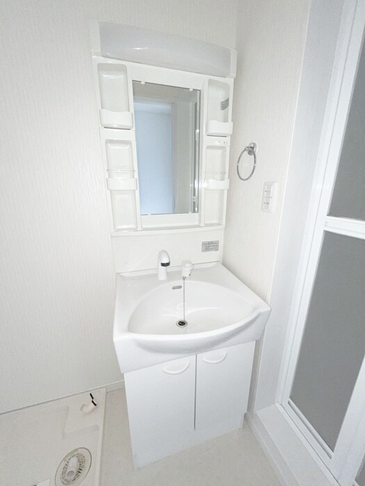 物件内観写真11　(洗面)