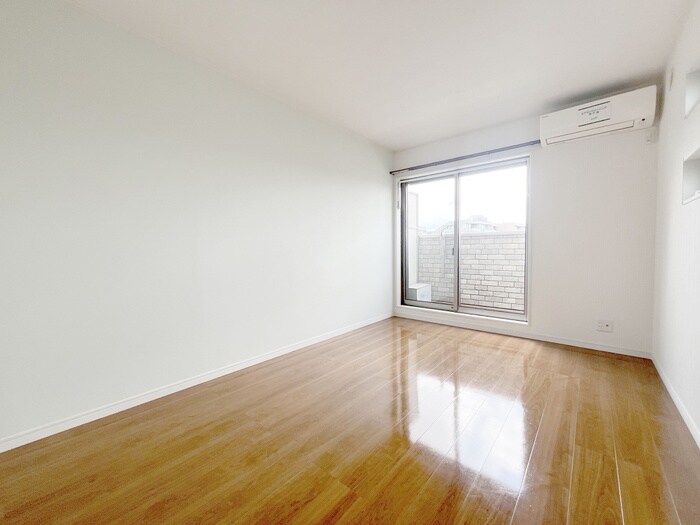 物件内観写真13　(居室)