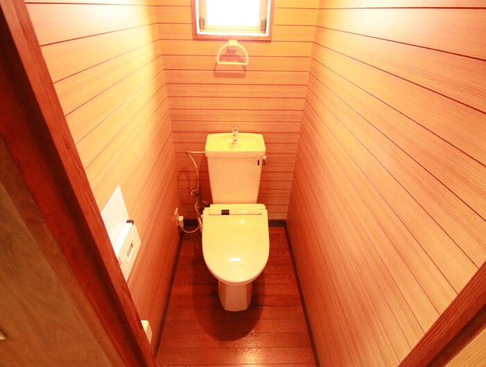 物件内観写真9　(トイレ)