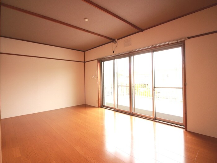 物件内観写真11　(居室)