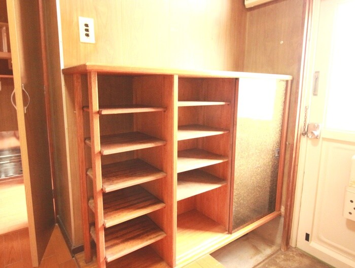 物件内観写真13　(靴箱)