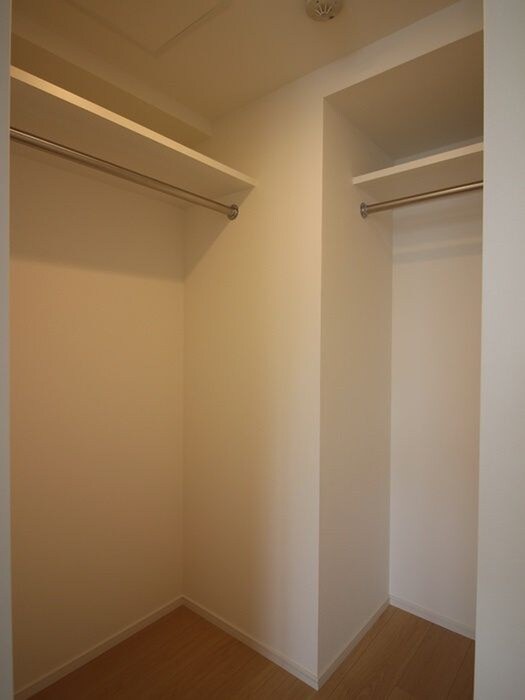 物件内観写真10　(収納)