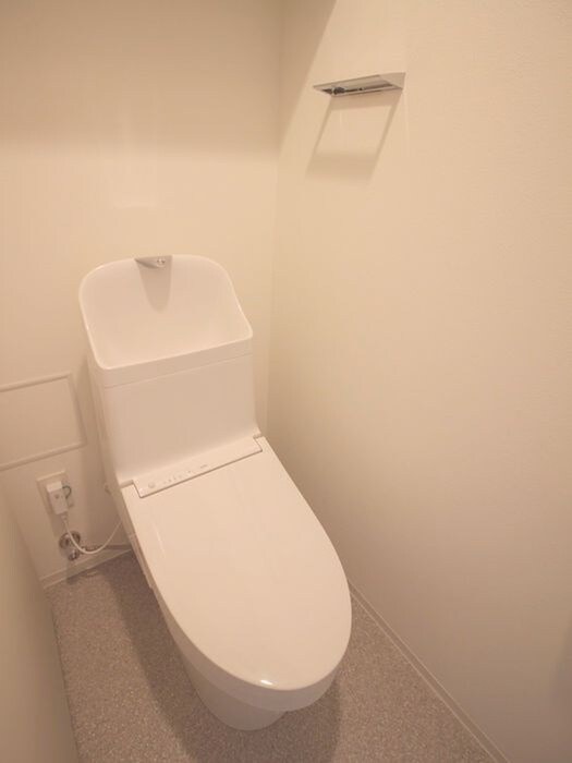 物件内観写真15　(トイレ)