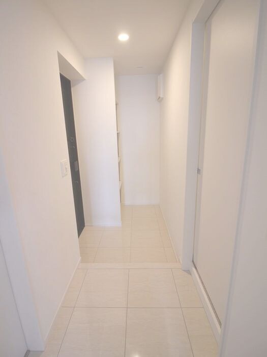 物件内観写真19　(廊下)