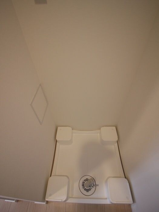 物件内観写真20　(洗濯機置場)