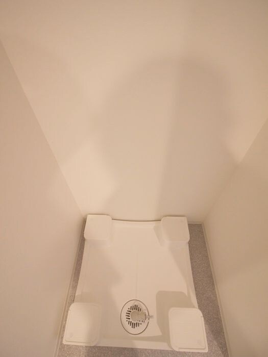 物件内観写真20　(洗濯機置場)