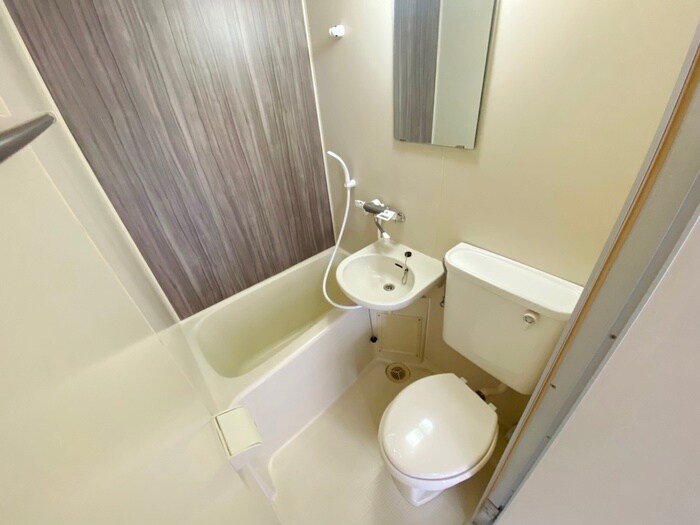 物件内観写真7　(バス／シャワールーム等)