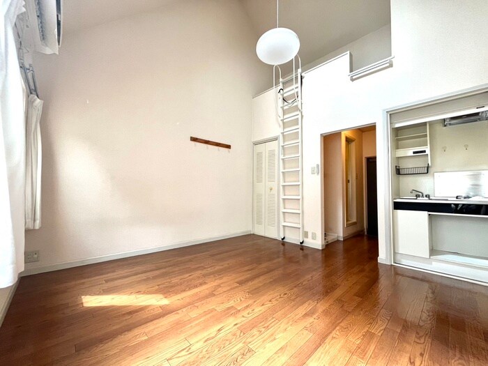 物件内観写真8　(居室)