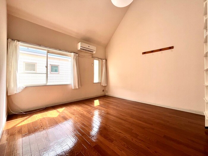 物件内観写真18　(居室)