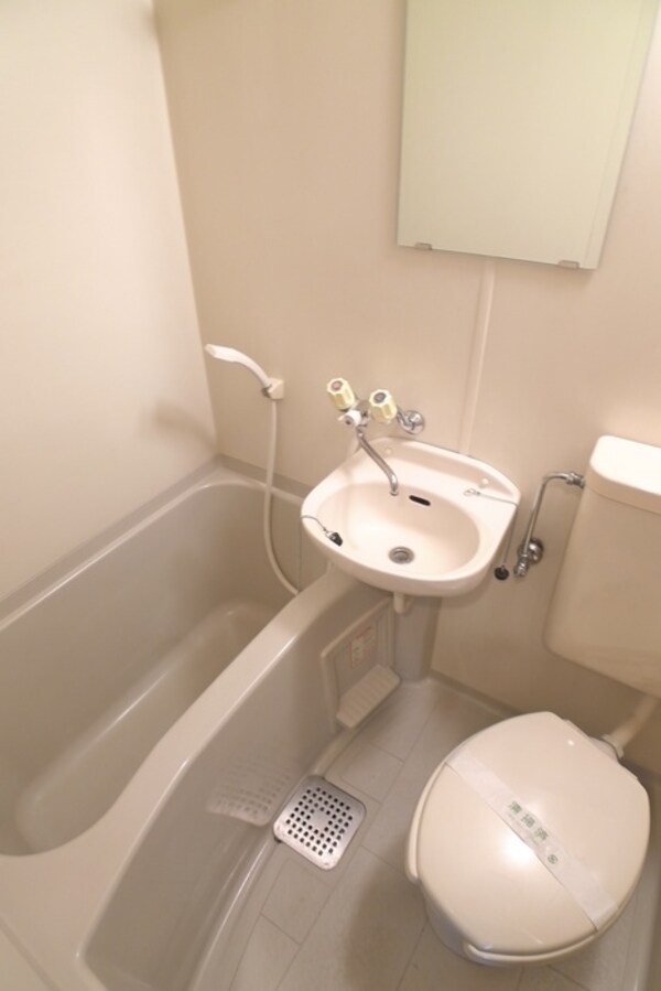 バス／シャワールーム等