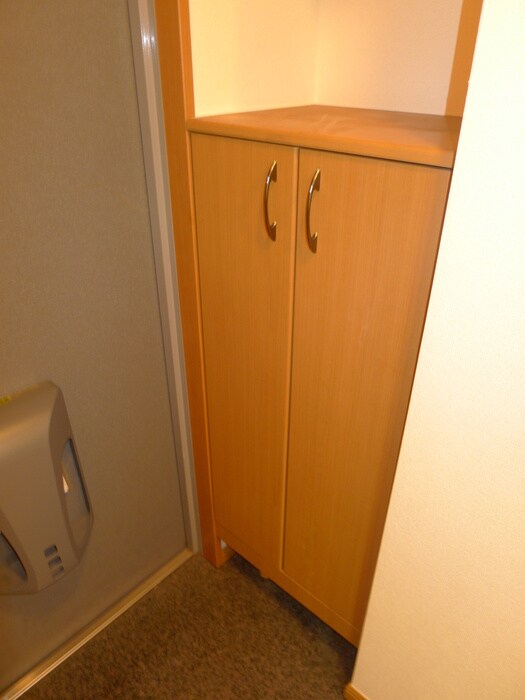 物件内観写真12　(靴箱)