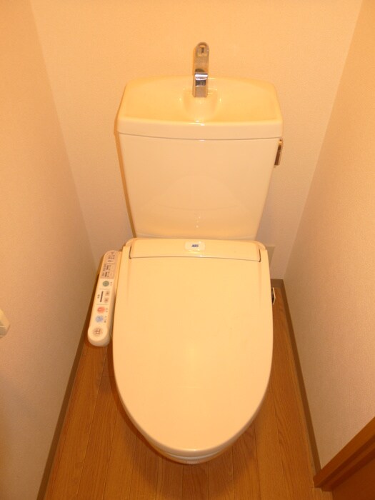 物件内観写真15　(トイレ)