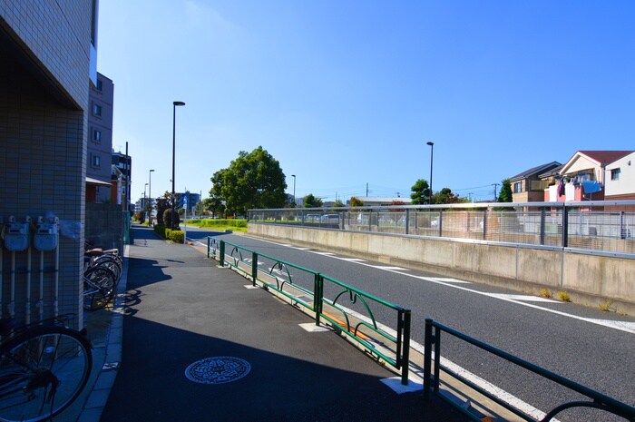 物件外観写真6　(周辺環境)