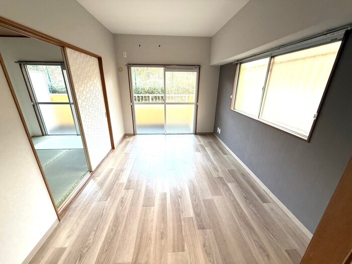 物件内観写真8　(居室)