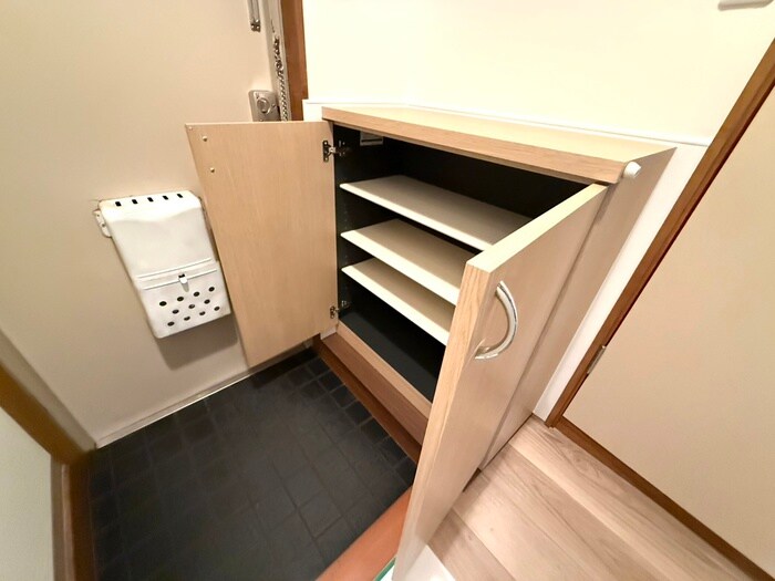 物件内観写真17　(靴箱)