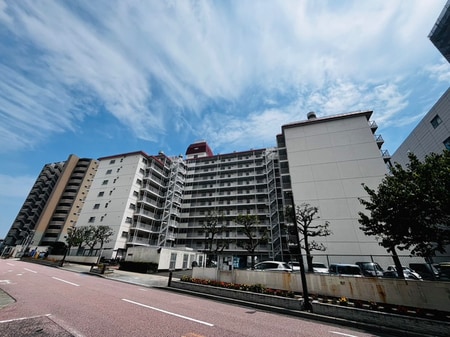 プリメーラ平塚（810）外観写真