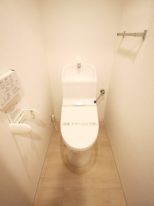 物件内観写真15　(トイレ)