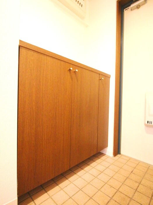 物件内観写真20　(靴箱)