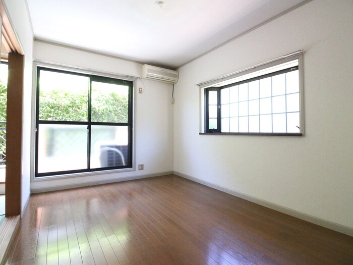 物件内観写真6　(居室)