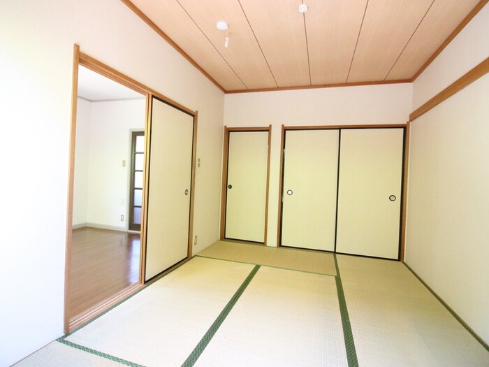 物件内観写真9　(居室)