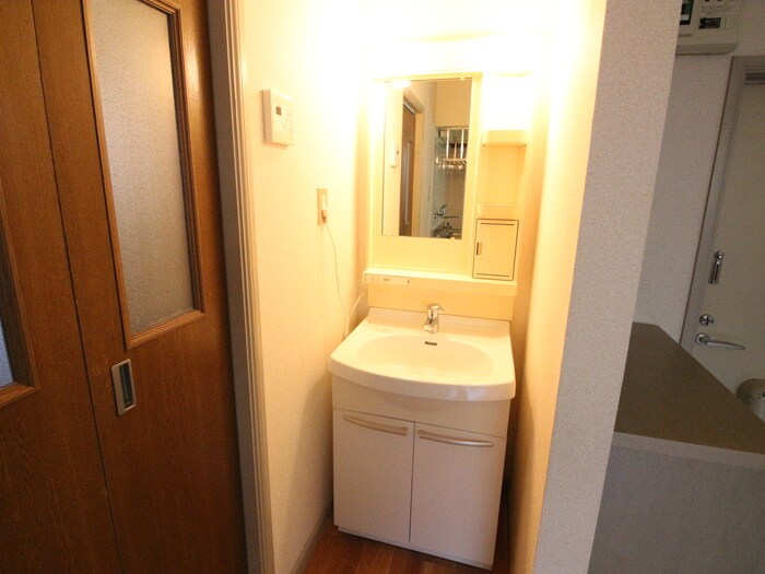 物件内観写真12　(洗面)