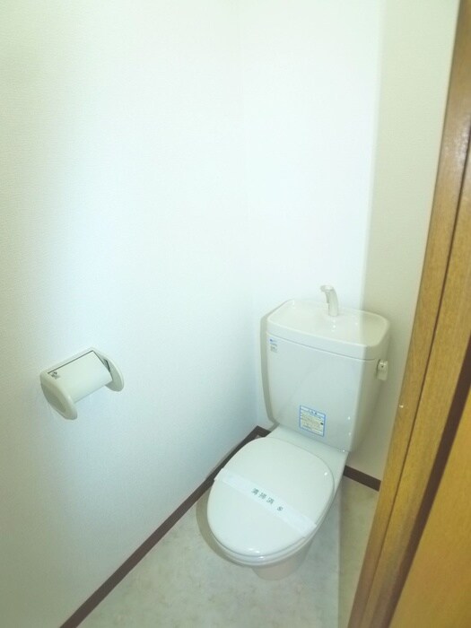 物件内観写真16　(トイレ)