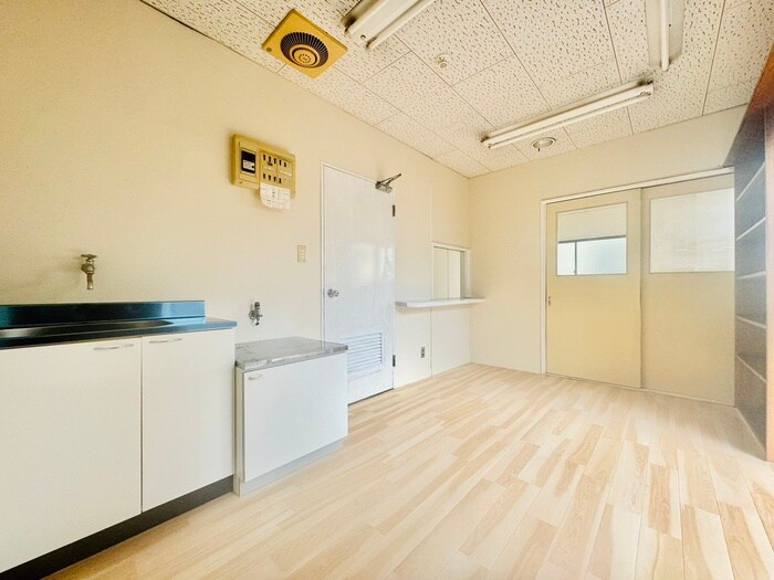 物件内観写真11　(居室)