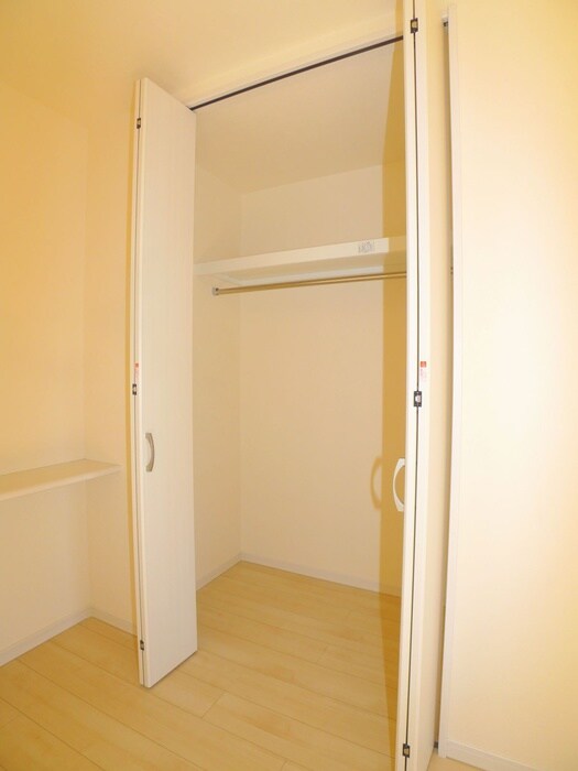 物件内観写真11　(収納)