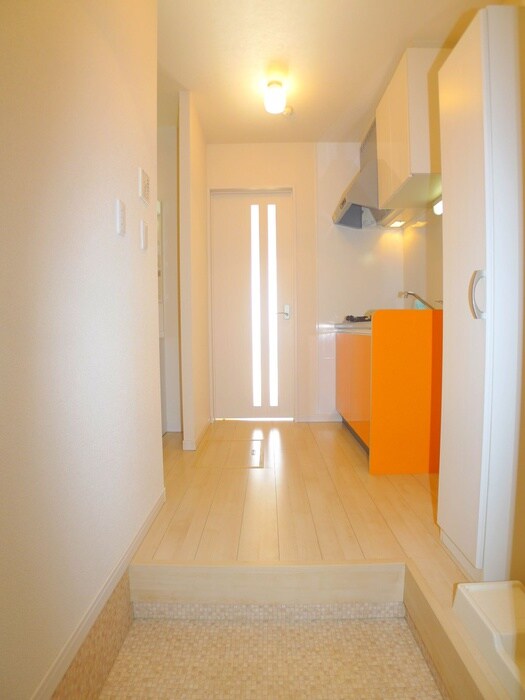 物件内観写真20　(玄関)