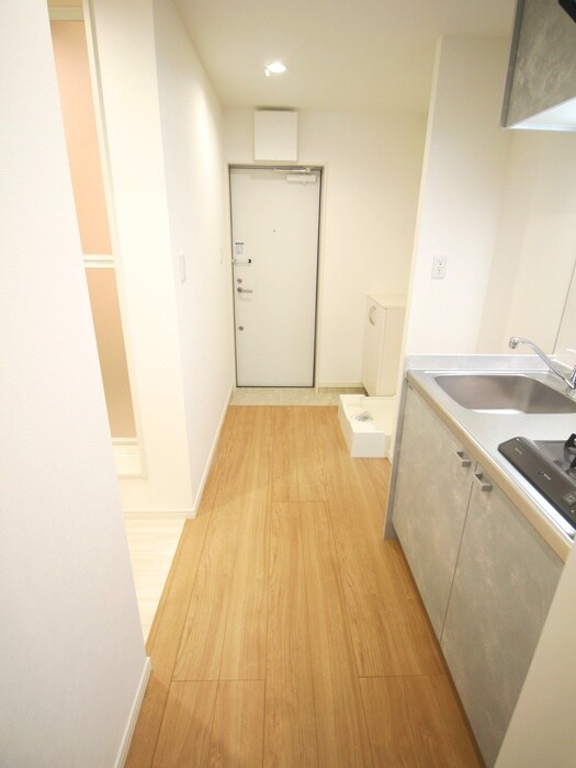 物件内観写真10　(廊下)