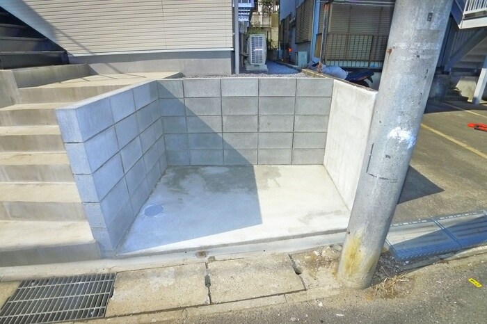 物件外観写真4　(建物設備)