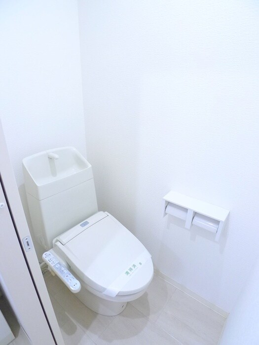 物件内観写真15　(トイレ)