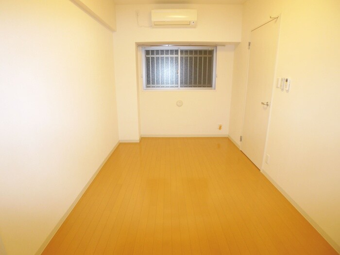 物件内観写真12　(居室)