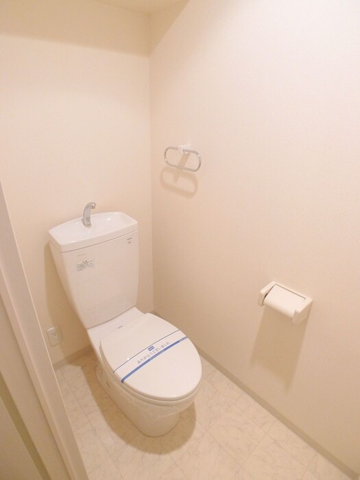 物件内観写真17　(トイレ)