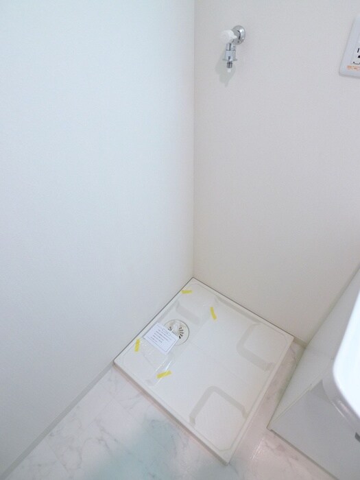 物件内観写真19　(洗濯機置場)