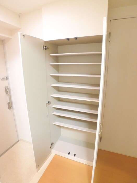 物件内観写真21　(靴箱)