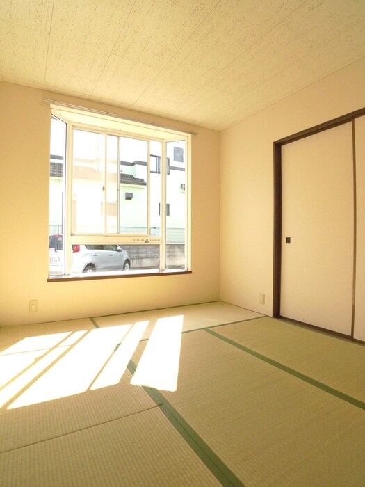 物件内観写真11　(居室)