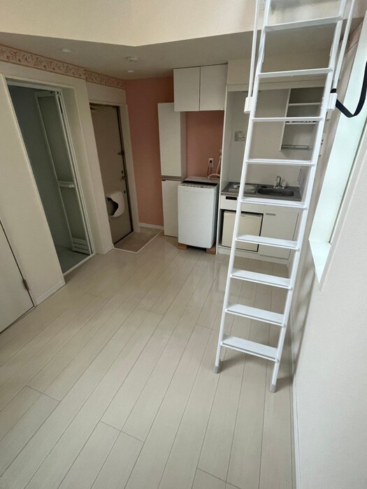 物件内観写真8　(居室)