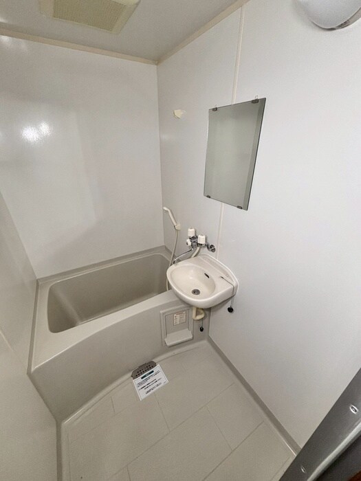 物件内観写真9　(バス／シャワールーム等)
