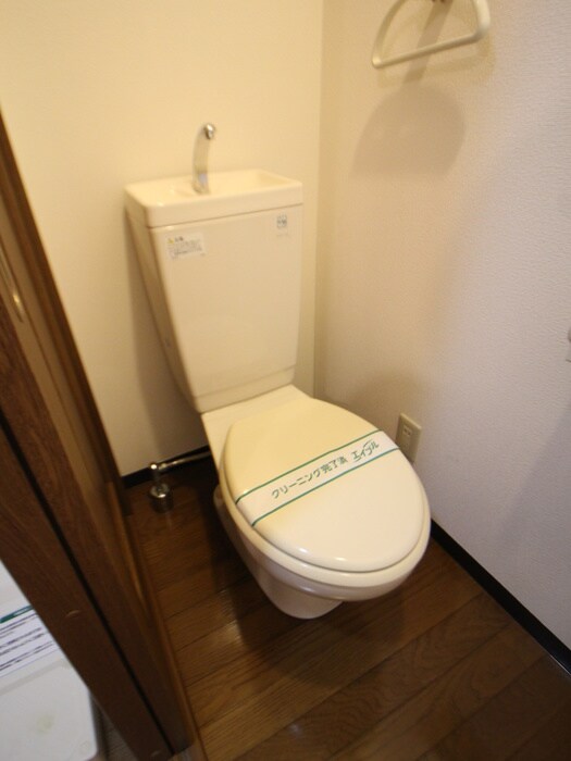 物件内観写真11　(トイレ)